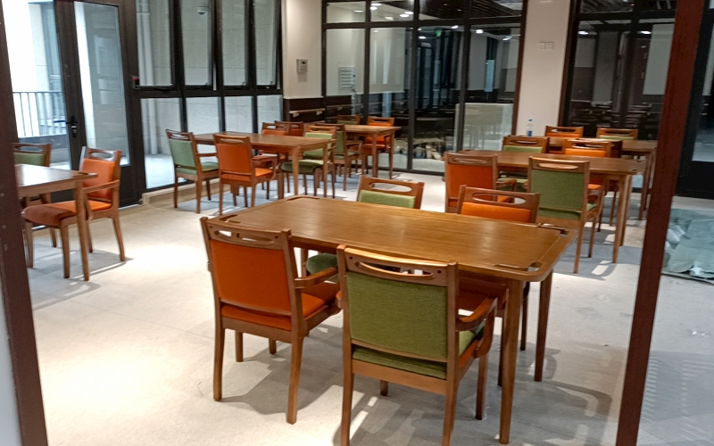 餐厅.jpg